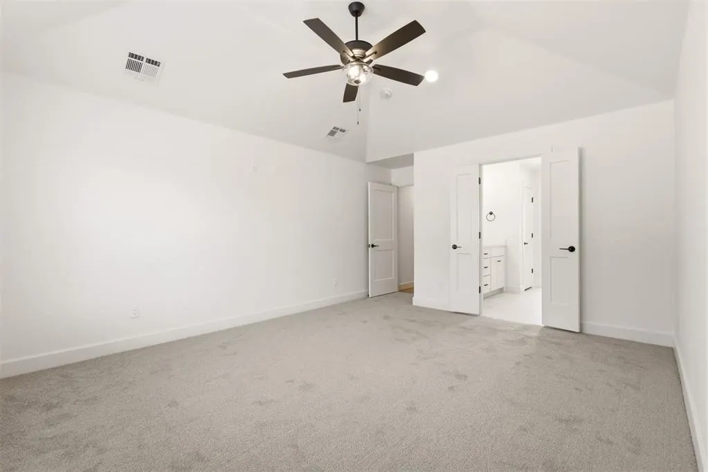 Photo 19 — 12044 Bentley Drive, Guthrie, OK 73044