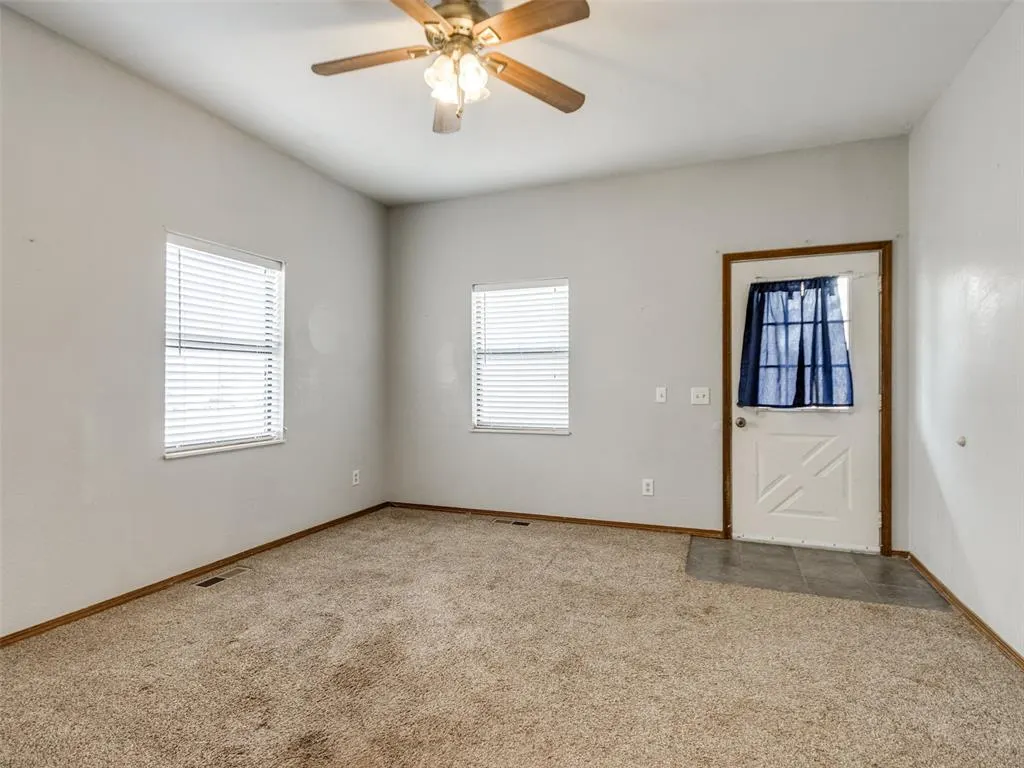 Photo 5 — 602 S 6th Street, Kingfisher, OK 73750
