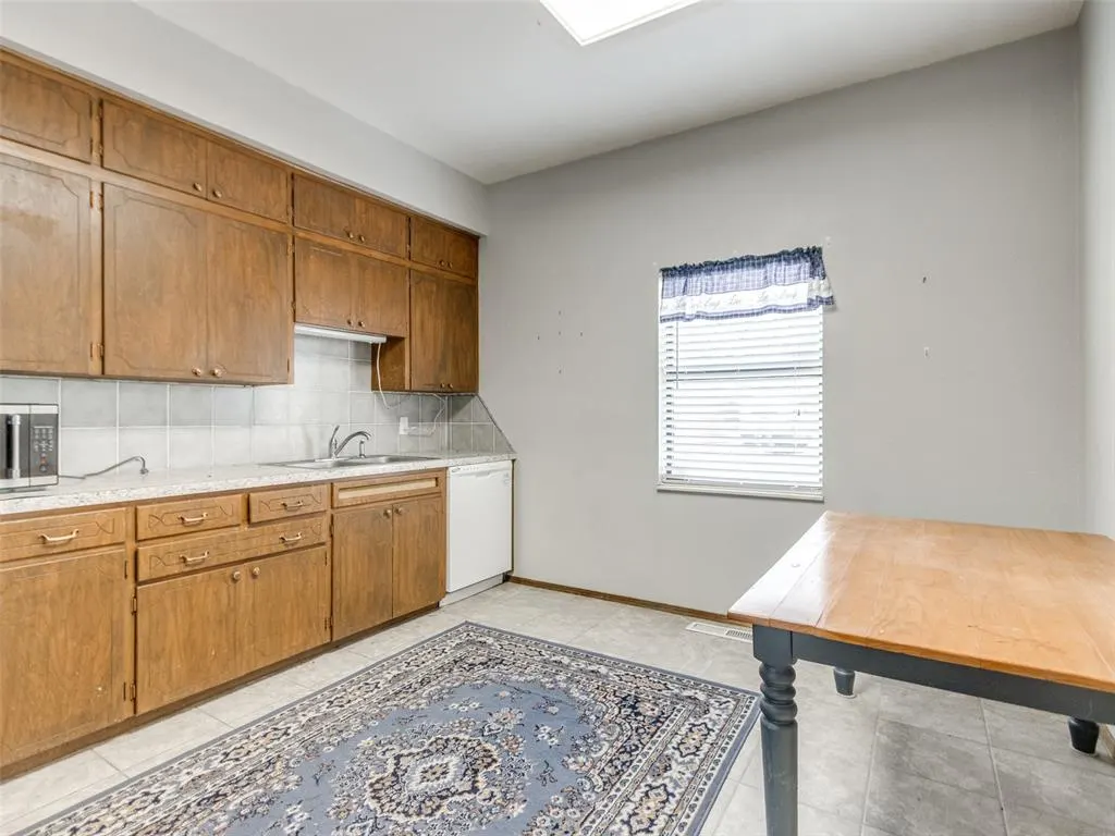 Photo 10 — 602 S 6th Street, Kingfisher, OK 73750