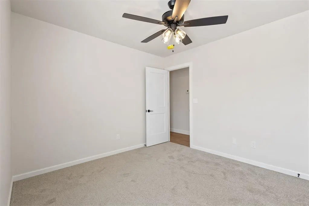Photo 16 — 12074 Bentley Drive, Guthrie, OK 73044
