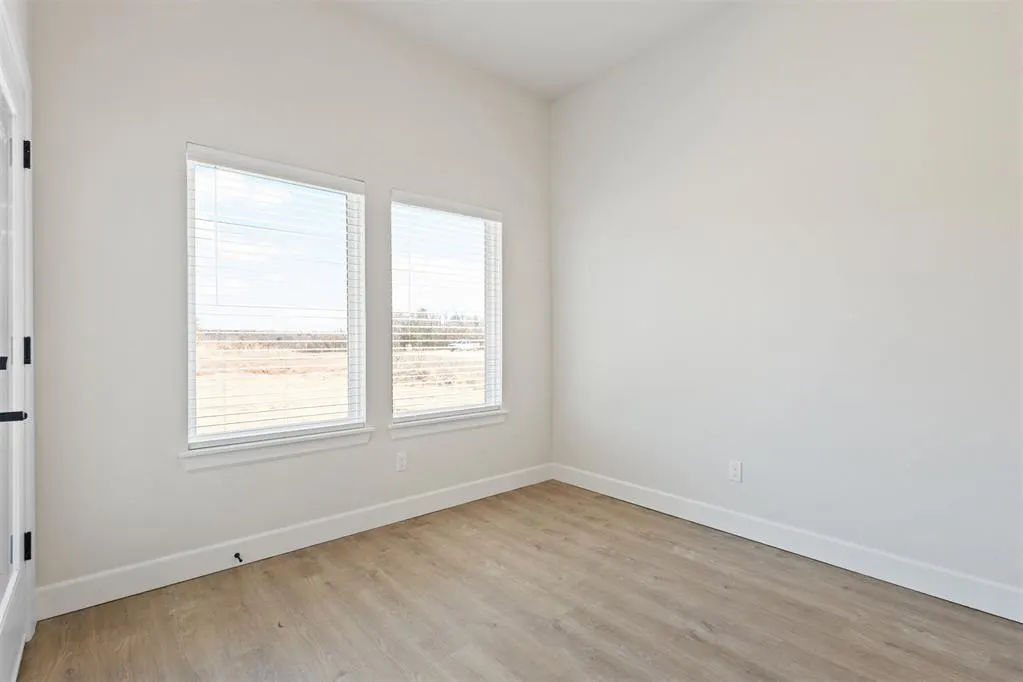 Photo 25 — 12074 Bentley Drive, Guthrie, OK 73044