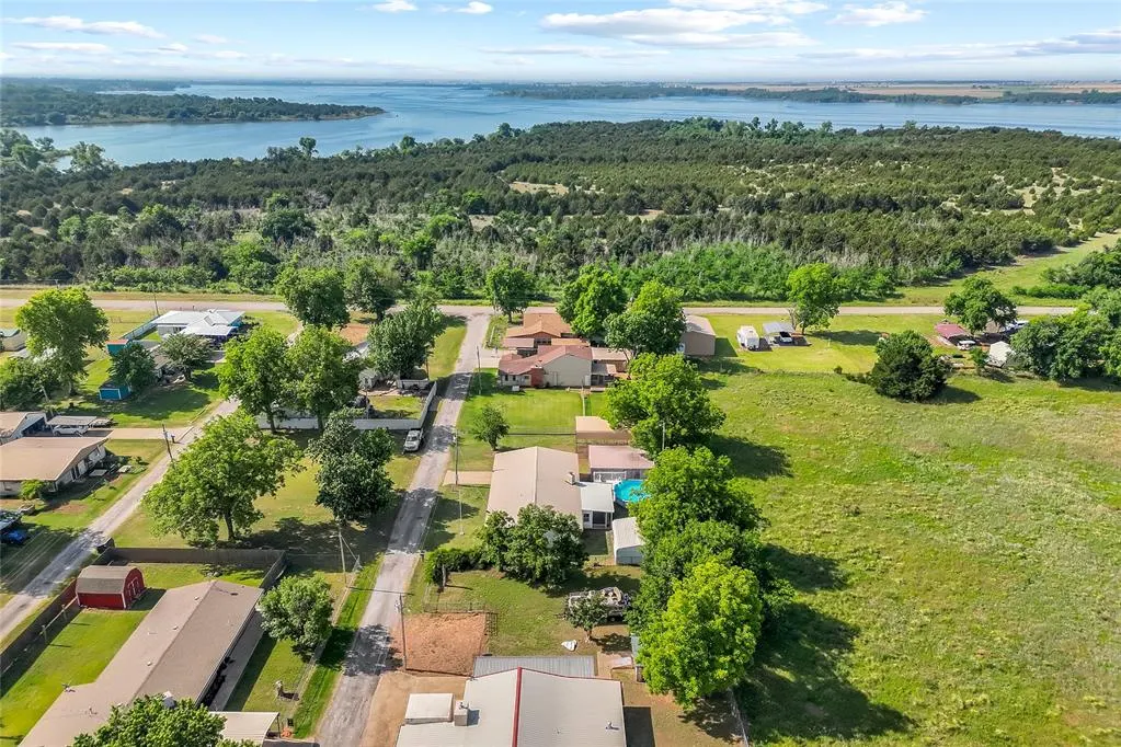 Photo 3 — 122 Meadowlark Lane, Fort Cobb, OK 73038