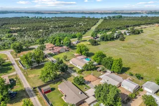Sold home at 122 Meadowlark Lane