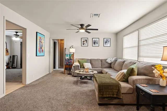 Photo 3 — 719 E Tom Stafford Street, Weatherford, OK 73096