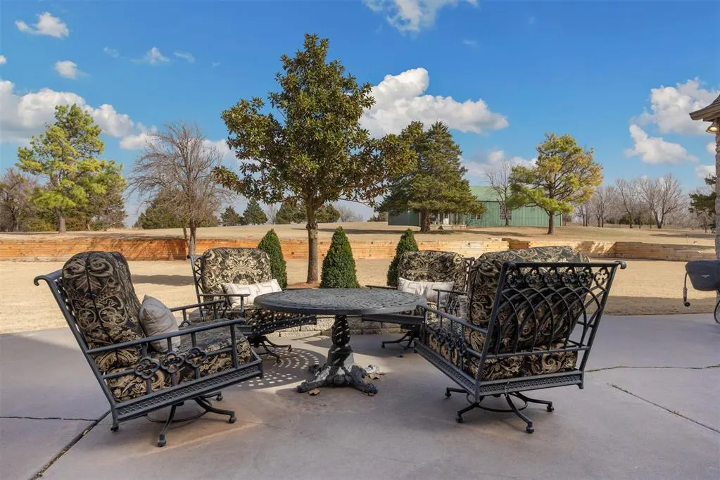 Photo 5 — 10300 S Czech Hall Road, Mustang, OK 73064