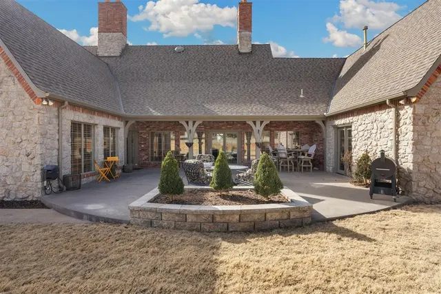Photo 6 — 10300 S Czech Hall Road, Mustang, OK 73064