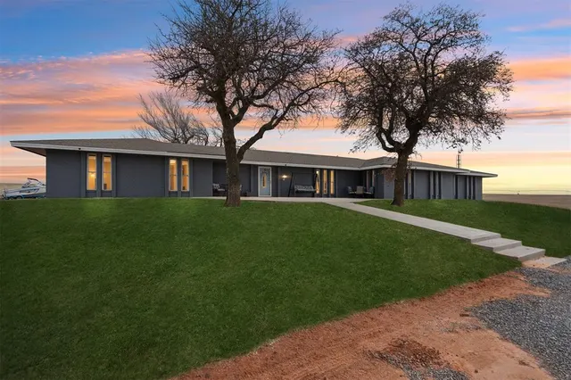 Photo 2 — 29023 County Street 2560, Fort Cobb, OK 73038