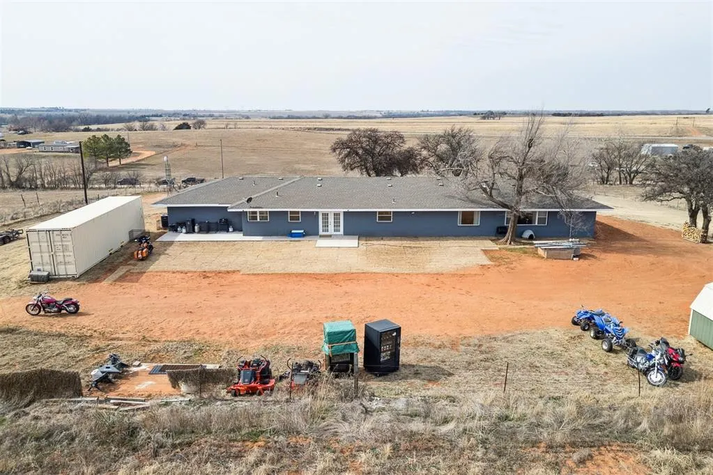 Photo 6 — 29023 County Street 2560, Fort Cobb, OK 73038