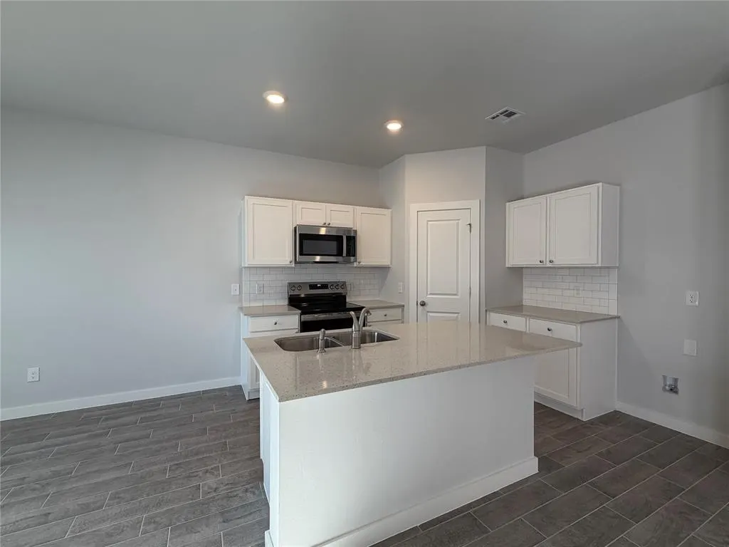 Photo 3 — 17120 SE 164th Street, Newalla, OK 74857