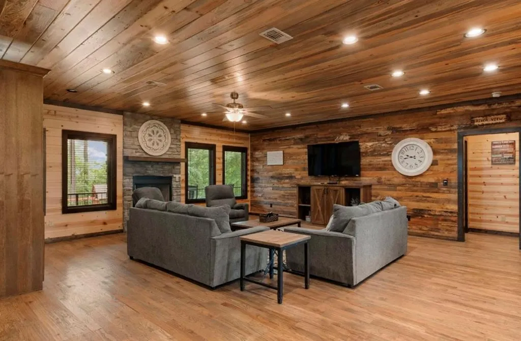 Photo 10 — 224 PINE FOREST Trail, Broken Bow, OK 74728