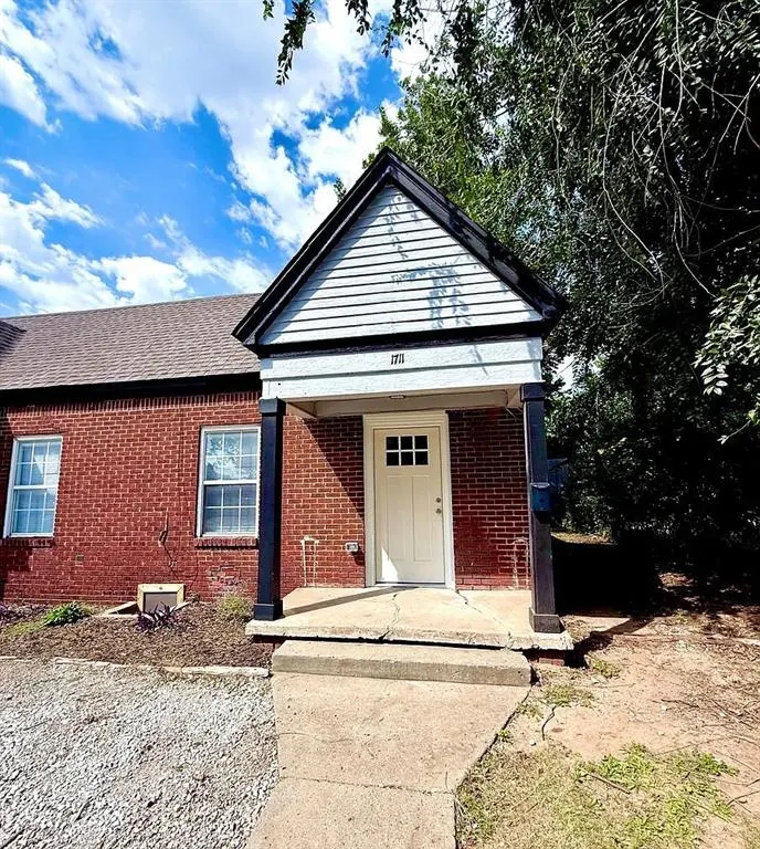Photo 15 — 2701 NW 16th Street, Oklahoma City, OK 73107