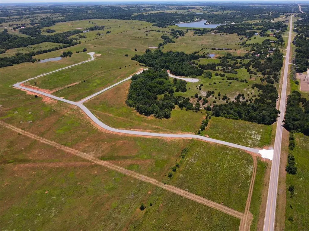 Photo 5 — 2 Stone Hill Way, Perry, OK 73072
