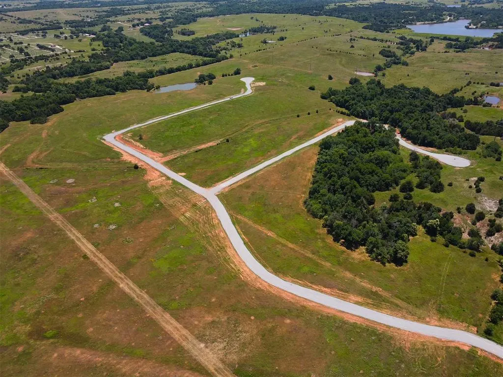 Photo 6 — 2 Stone Hill Way, Perry, OK 73072
