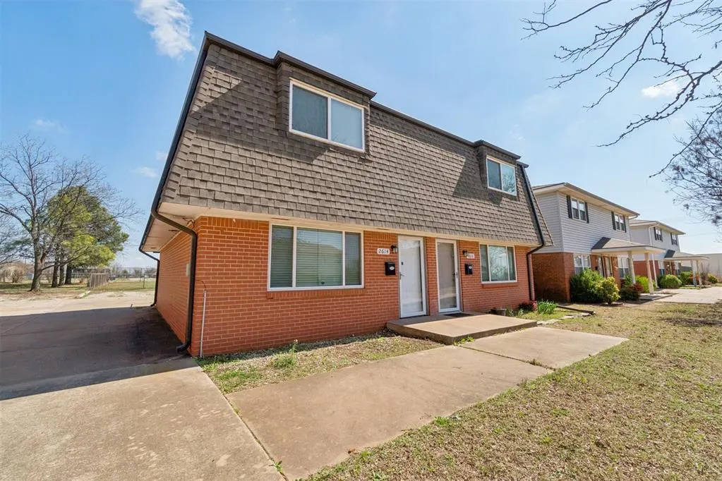 Photo 4 — 2616 Elwood Drive 2614-2616, Edmond, OK 73013