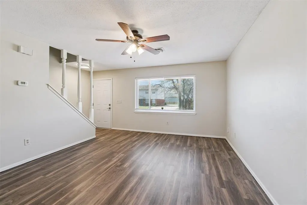 Photo 11 — 2616 Elwood Drive 2614-2616, Edmond, OK 73013