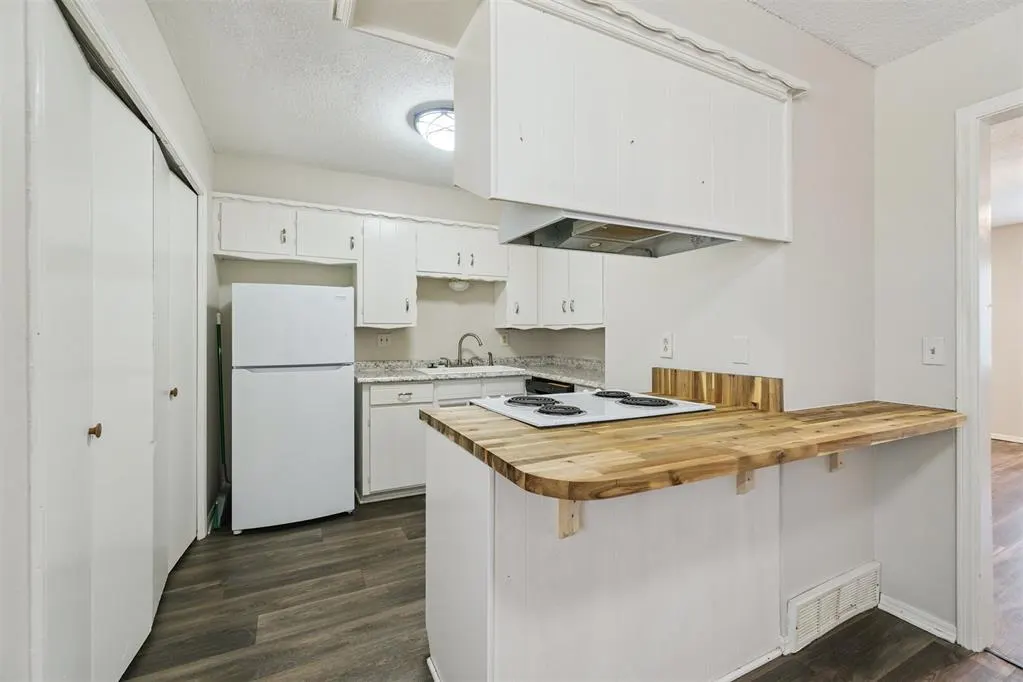 Photo 17 — 2616 Elwood Drive 2614-2616, Edmond, OK 73013