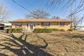Sold home at 2742 S Sandwood Avenue