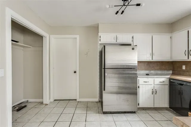Photo 4 — 6813 N Lancer Lane, Oklahoma City, OK 73132