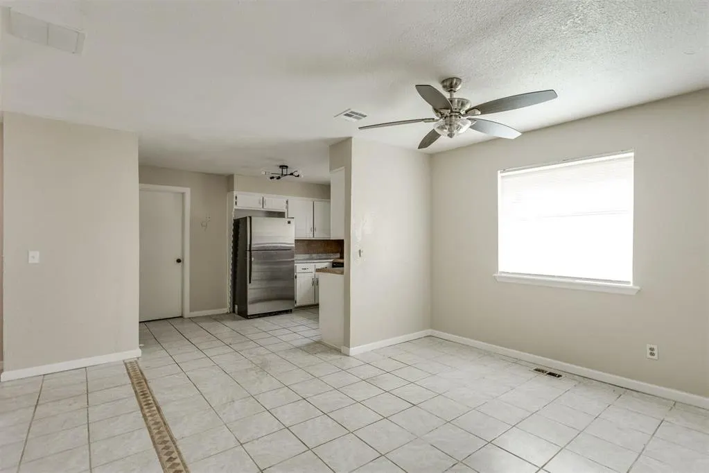Photo 12 — 6813 N Lancer Lane, Oklahoma City, OK 73132