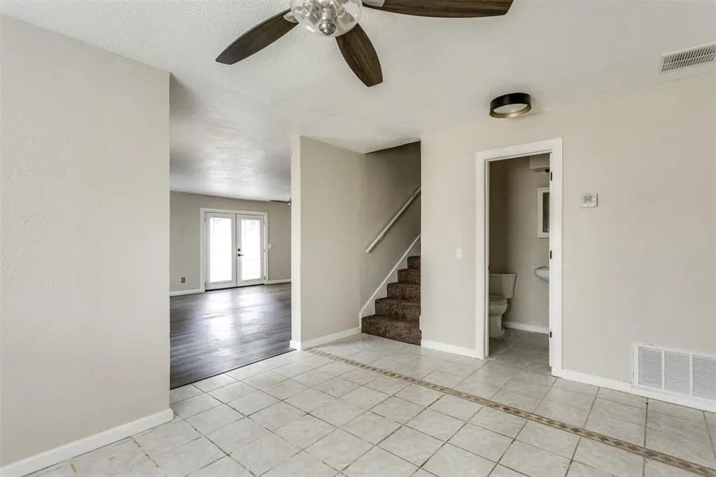 Photo 13 — 6813 N Lancer Lane, Oklahoma City, OK 73132