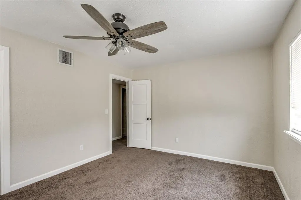 Photo 21 — 6813 N Lancer Lane, Oklahoma City, OK 73132