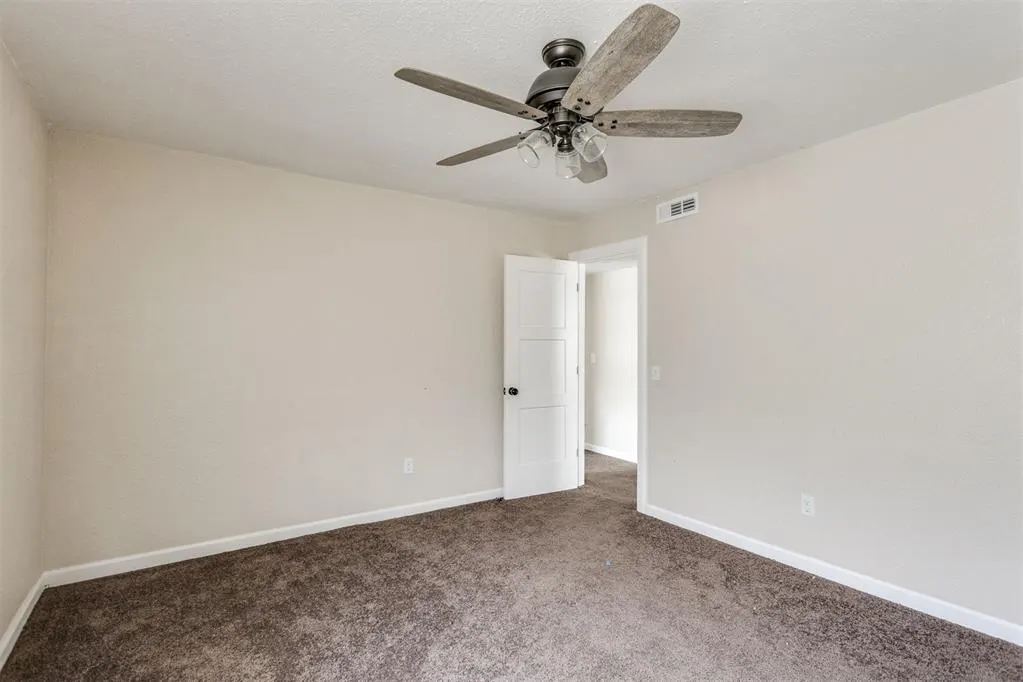 Photo 25 — 6813 N Lancer Lane, Oklahoma City, OK 73132