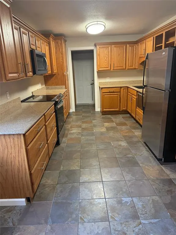 Photo 39 — 6813 N Lancer Lane, Oklahoma City, OK 73132
