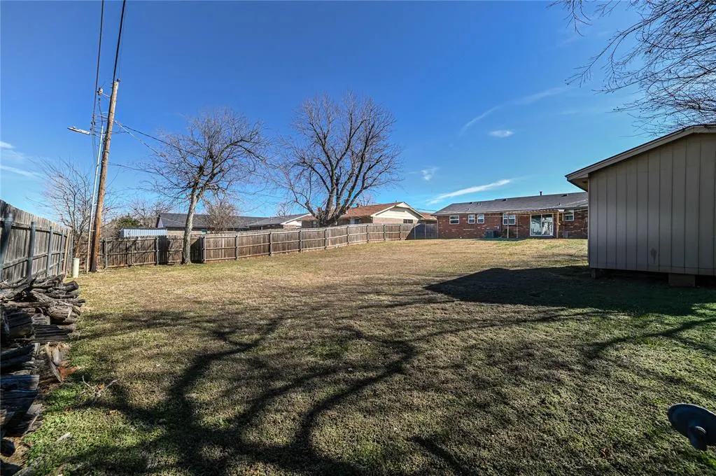 Photo 19 — 913 NW 104th Street, Oklahoma City, OK 73114