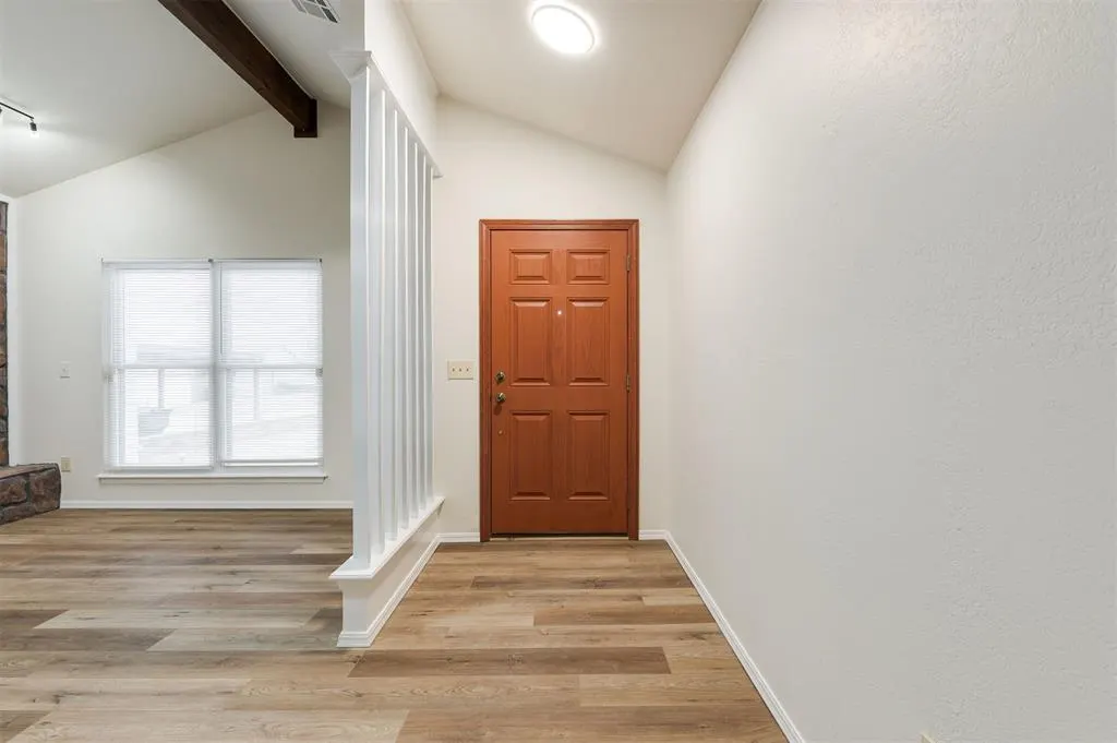 Photo 4 — 9912 S Ross Avenue, Oklahoma City, OK 73159