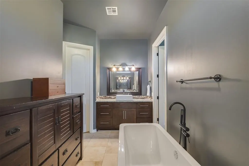 Photo 22 — 14403 Bella Terra Way, Edmond, OK 73034