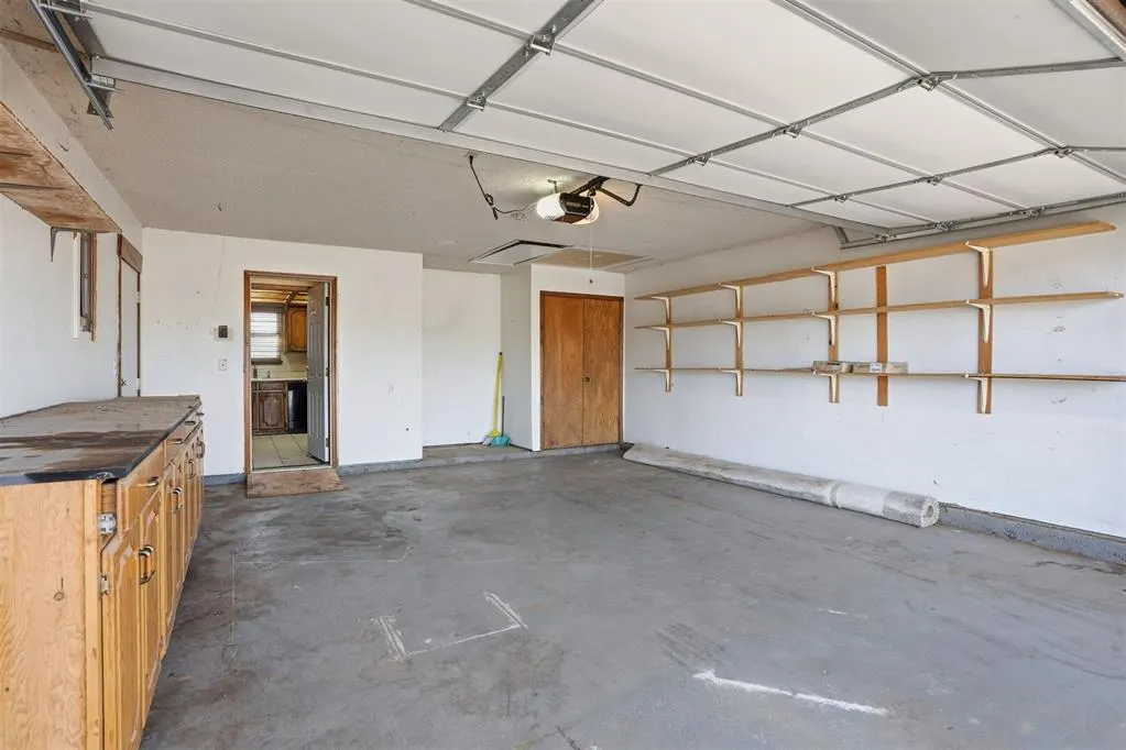 Photo 27 — 110 Peggy Drive, Elk City, OK 73644