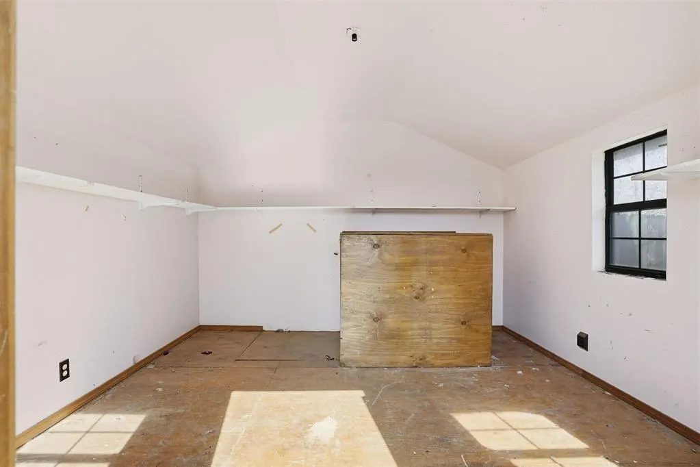 Photo 34 — 110 Peggy Drive, Elk City, OK 73644
