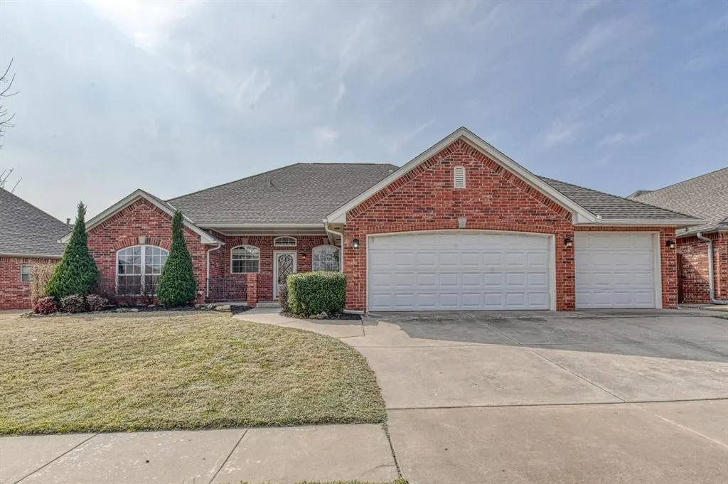 Front exterior — 4104 Teton Lane, Norman, OK 73072