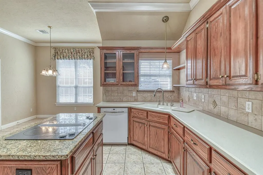 Photo 5 — 4104 Teton Lane, Norman, OK 73072