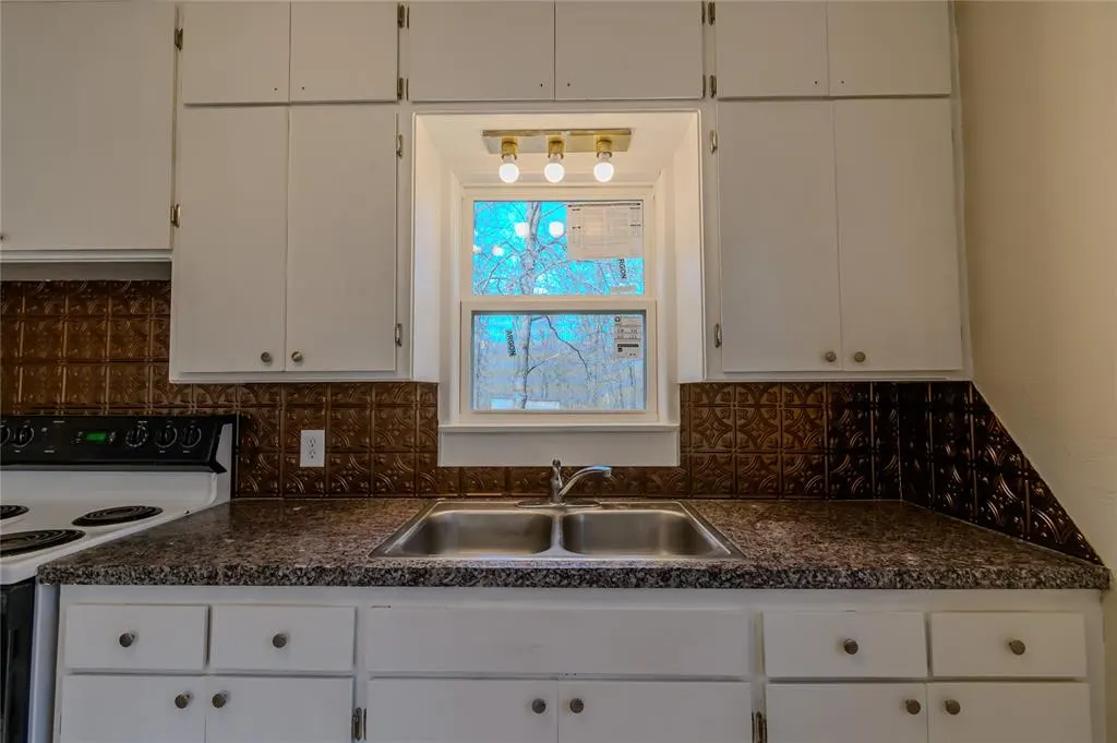 Photo 8 — 31198 Palimino Drive, Tecumseh, OK 74873