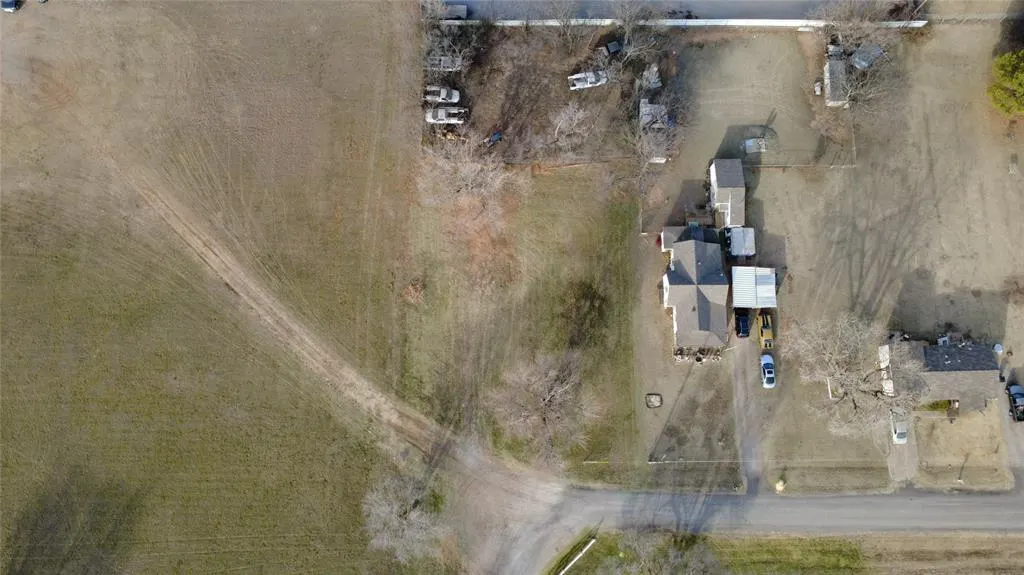 Photo 3 — 2025 Dale Drive, Moore, OK 73160