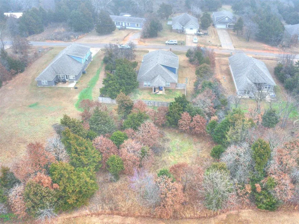 Photo 10 — 9137 Prairie Dog Drive, Edmond, OK 73034