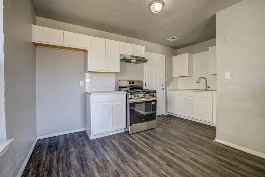 Photo 8 — 3301 SE 21st Street, Del City, OK 73115