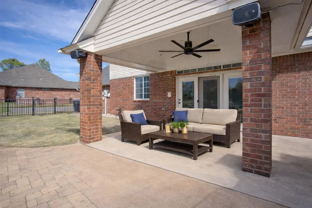 Photo 27 — 203 N Olde Bridge Road, Moore, OK 73160