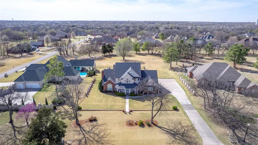 Photo 36 — 203 N Olde Bridge Road, Moore, OK 73160