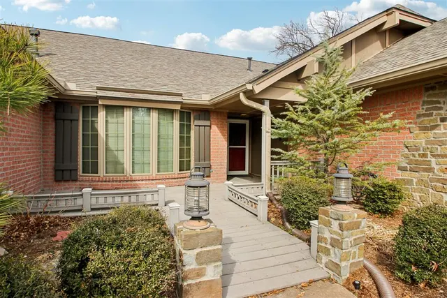 Photo 3 — 9111 Oak Hollow Drive, Midwest City, OK 73130