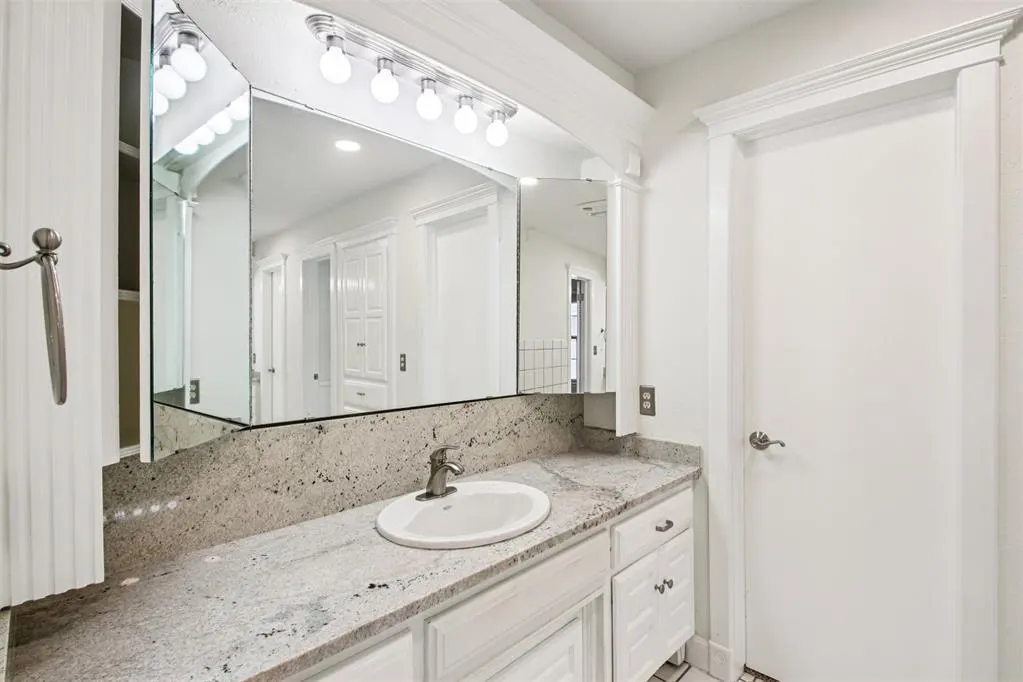 Photo 24 — 9111 Oak Hollow Drive, Midwest City, OK 73130