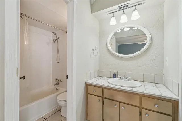 Photo 8 — 803 Cardinal Creek Drive B, Norman, OK 73072