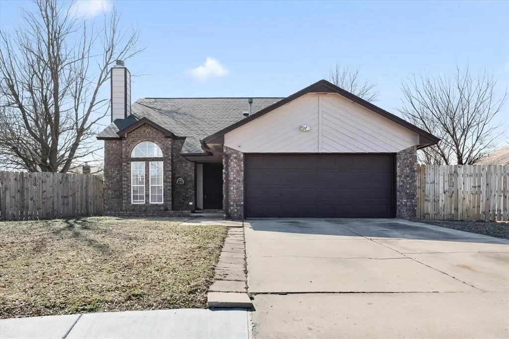 Front exterior — 2028 Rose Court, Norman, OK 73071