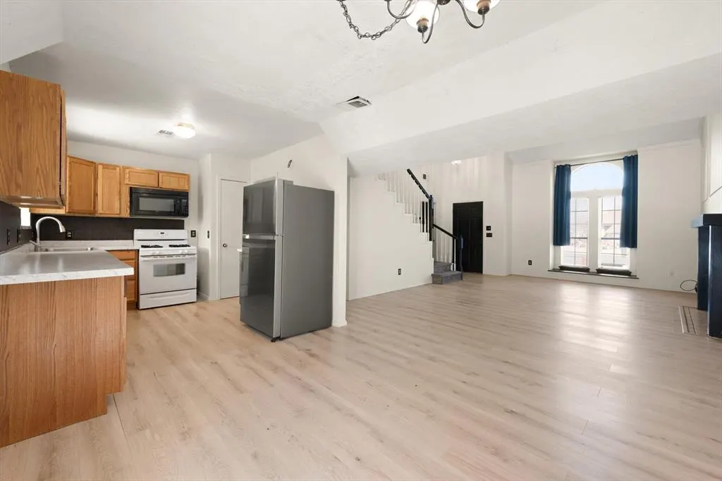 Photo 11 — 2028 Rose Court, Norman, OK 73071