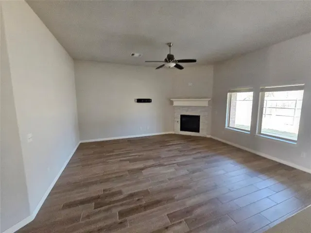 Photo 6 — 3703 Lleyton Drive, Norman, OK 73072