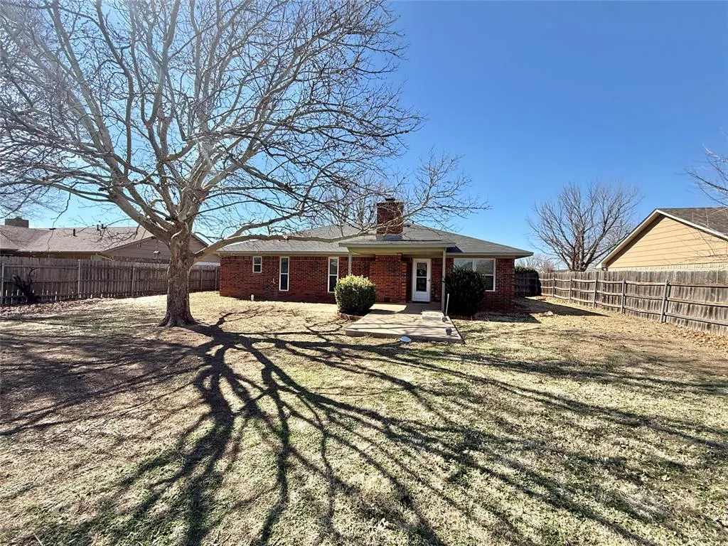 Photo 31 — 3204 Partridge Place, Altus, OK 73521