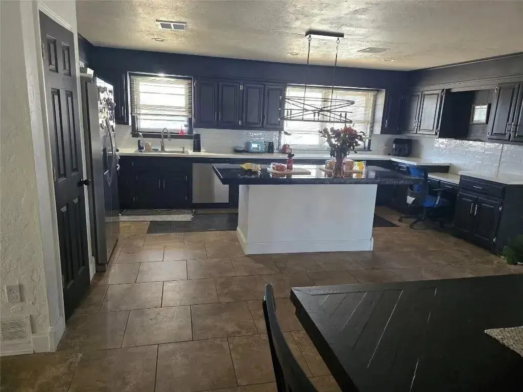 Photo 5 — 2911 NW Templeton Terrace, Lawton, OK 73505