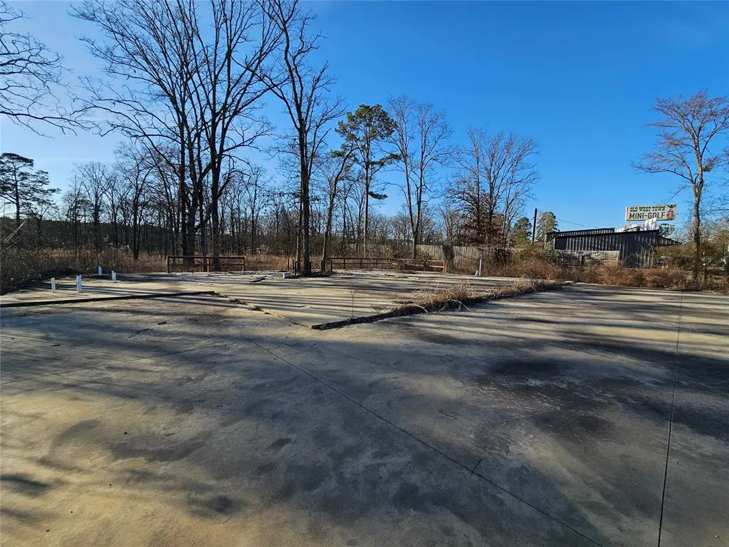 Photo 8 — 539 Pinyon Road, Broken Bow, OK 74728