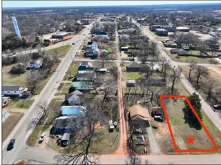 Sold home at 115 W 3rd Street